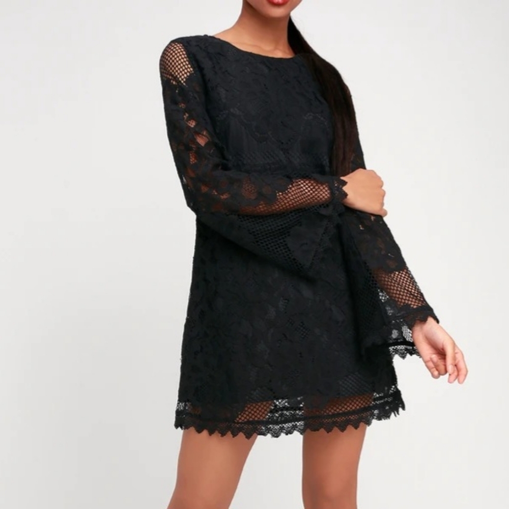 NWT Lulus Can't Forget You Black Lace Bell Sleeve Shift Dress Goth Fairy LBD